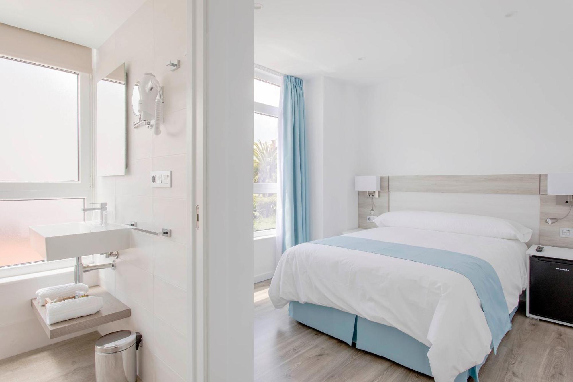 Hostal Praia Madalena Cedeira Eksteriør billede
